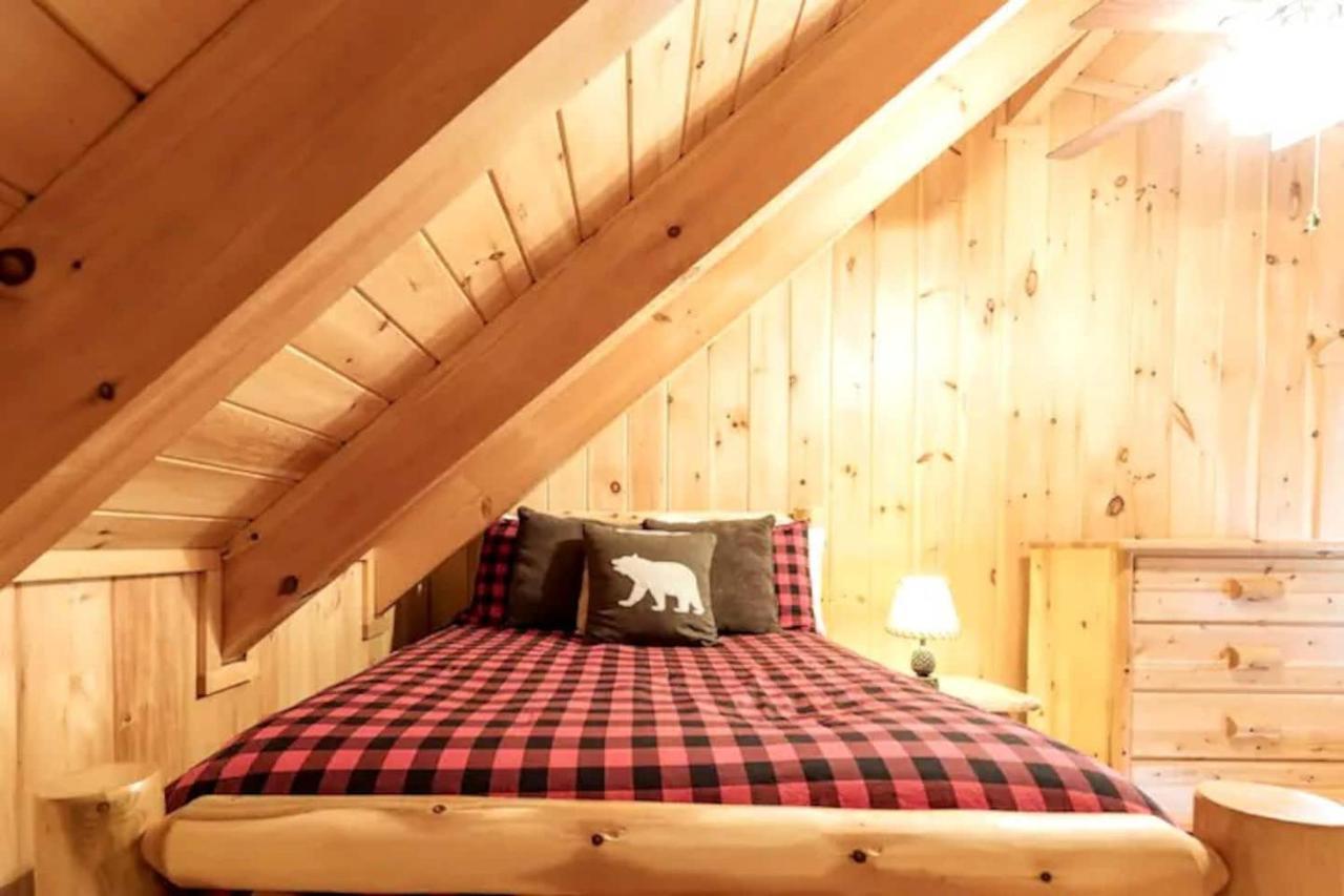 Smoky Mtn Hideaway - Cabin W/ Hot Tub & Pool Table Villa Sevierville Exteriör bild