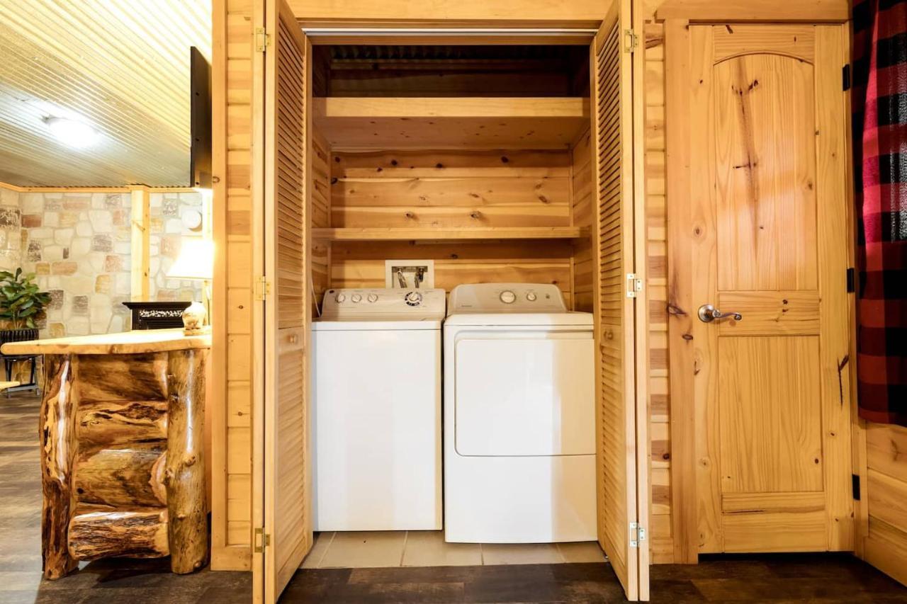 Smoky Mtn Hideaway - Cabin W/ Hot Tub & Pool Table Villa Sevierville Exteriör bild